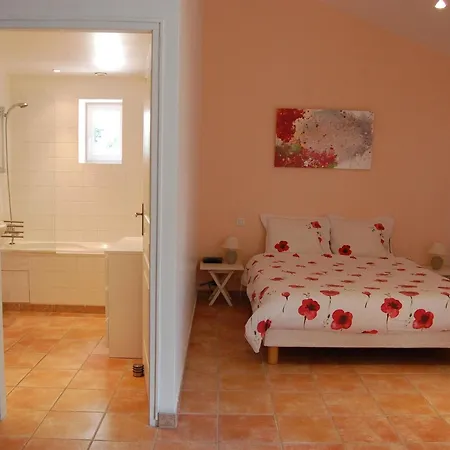 Beautiful Appartment With Pool In Provence * Valreas