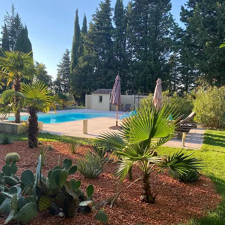 Beautiful Appartment With Pool In Provence Villa *